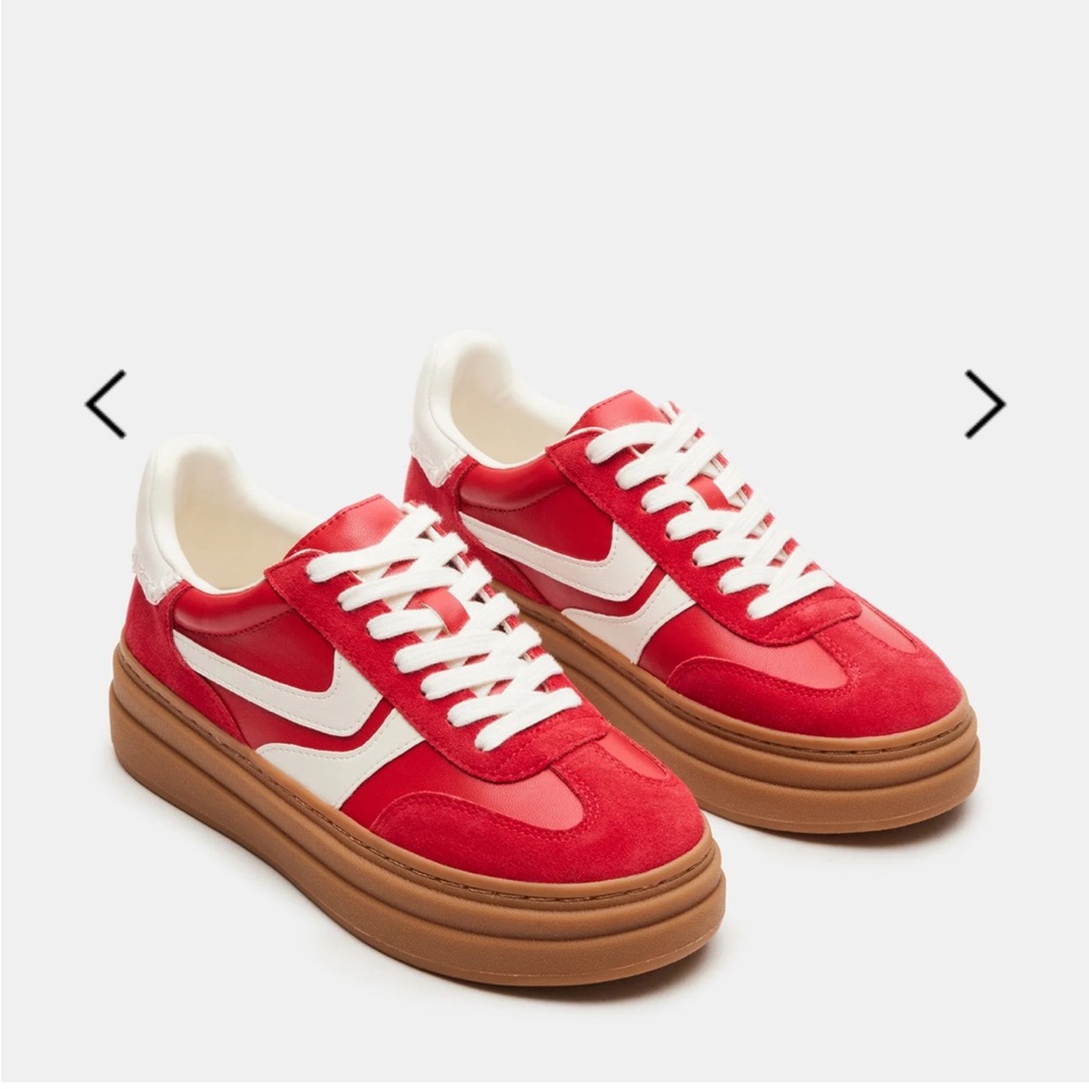 Steve Madden Dodge Red Multi Sneaker